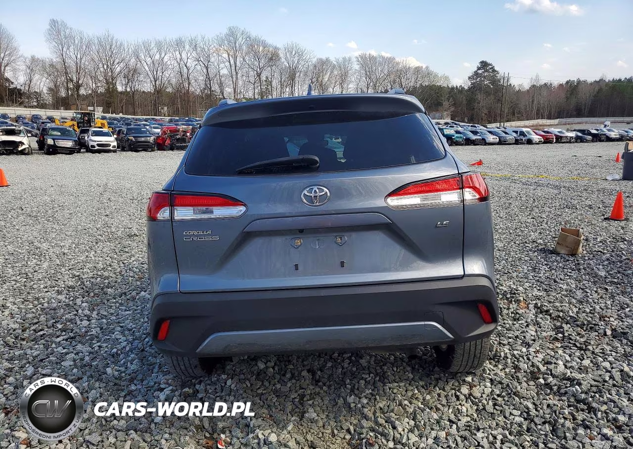 2022 Toyota Corolla Cross Le VIN:7MUCAAAG0NV030671 - 6
