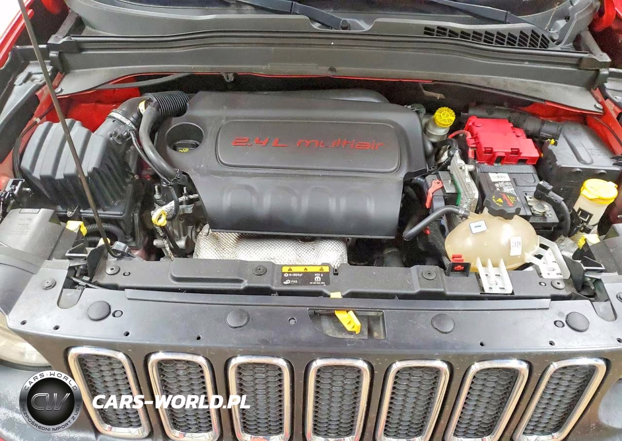 2018 Jeep Renegade Latitude VIN:ZACCJABB7JPH94005 - 12