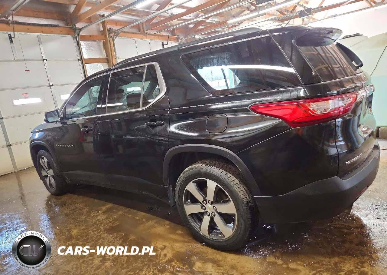 2019 Chevrolet Traverse Lt VIN:1GNERHKWXKJ127886 - 2
