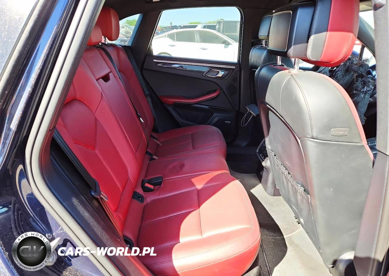 2018 Porsche Macan VIN:WP1AA2A57JLB20318 - 11