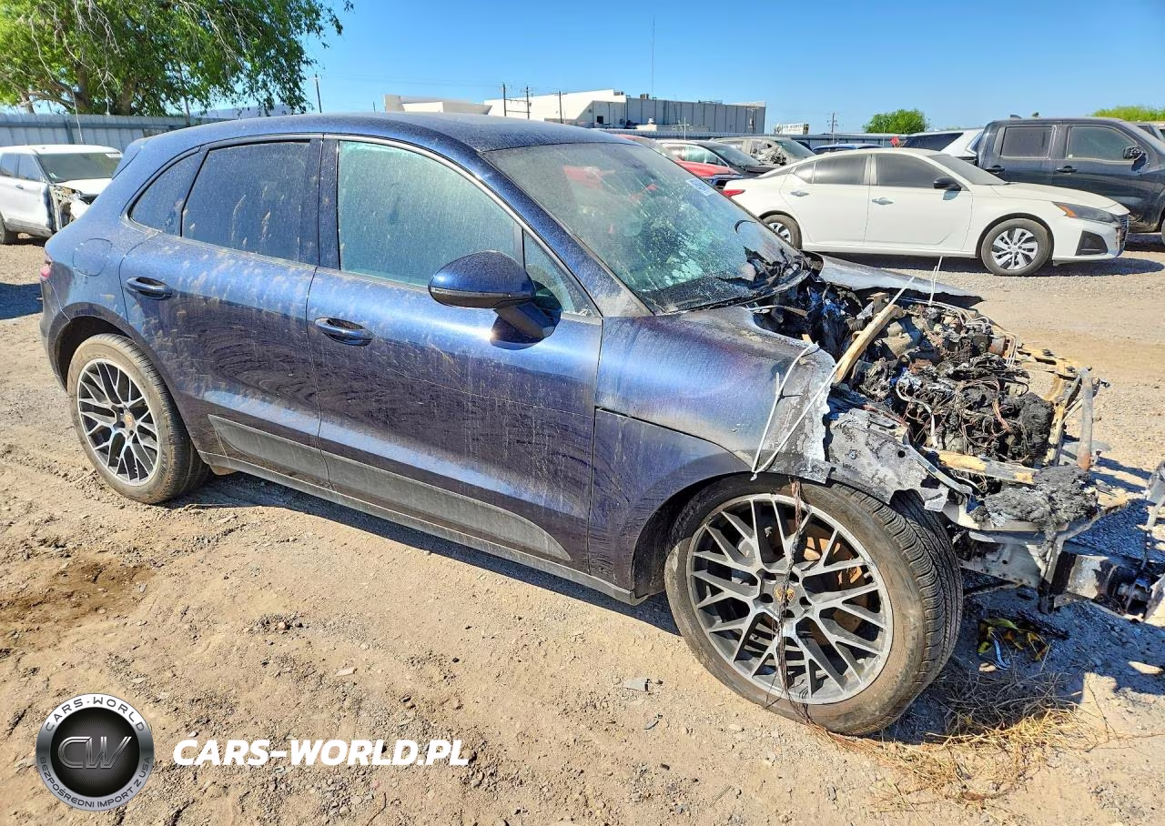 2018 Porsche Macan VIN:WP1AA2A57JLB20318 - 4