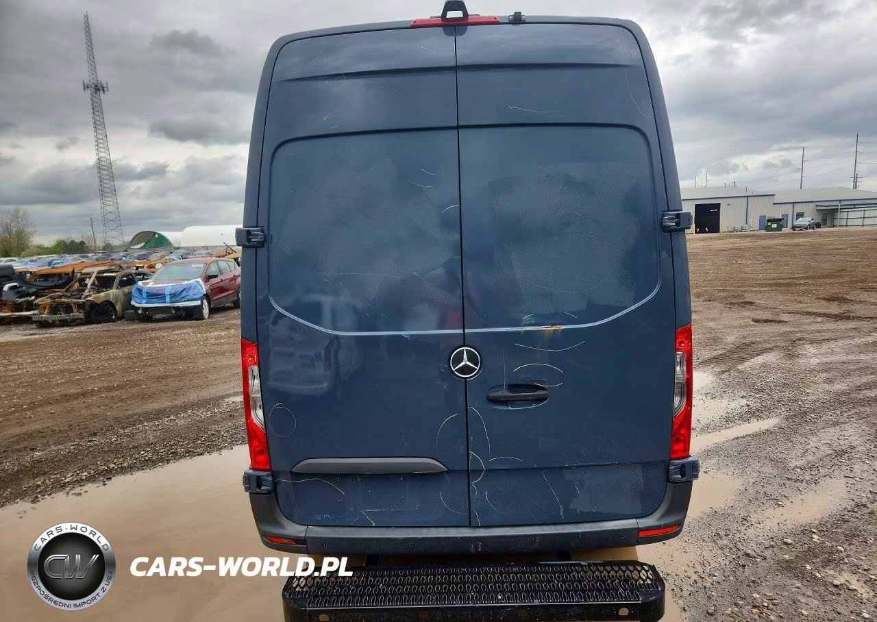 2019 Mercedes Benz Sprinter 2500 VIN:WD4PF0CD7KP101368 - 6