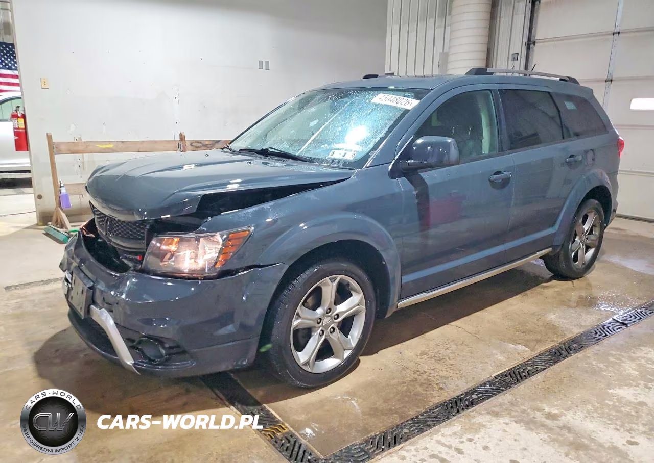 2017 Dodge Journey Crossroad VIN:3C4PDDGG4HT579666 - 1
