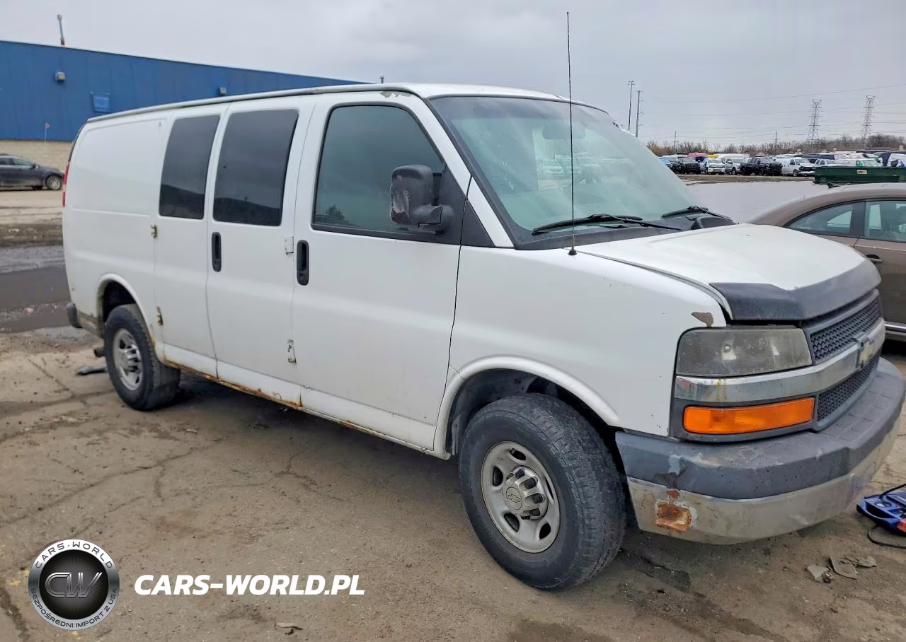 2008 Chevrolet Express G2500 Delivery Van VIN:1GCGG25CX81172549 - 4