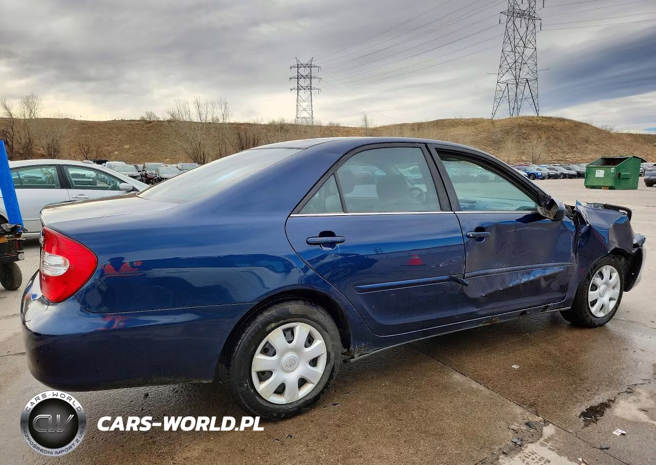 2004 Toyota Camry Le VIN:4T1BE32K34U354177 - 3