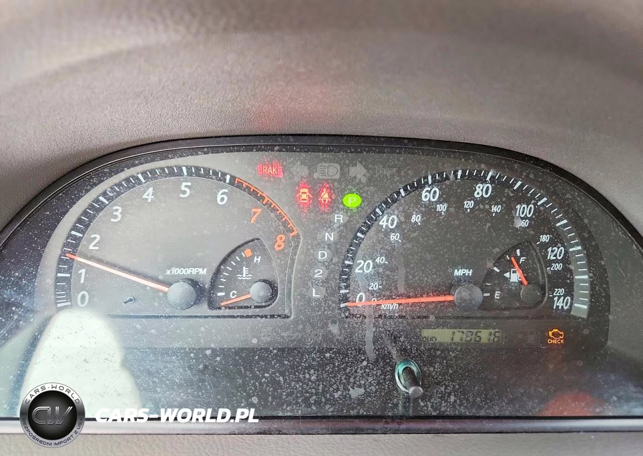 2004 Toyota Camry Le VIN:4T1BE32K34U354177 - 9