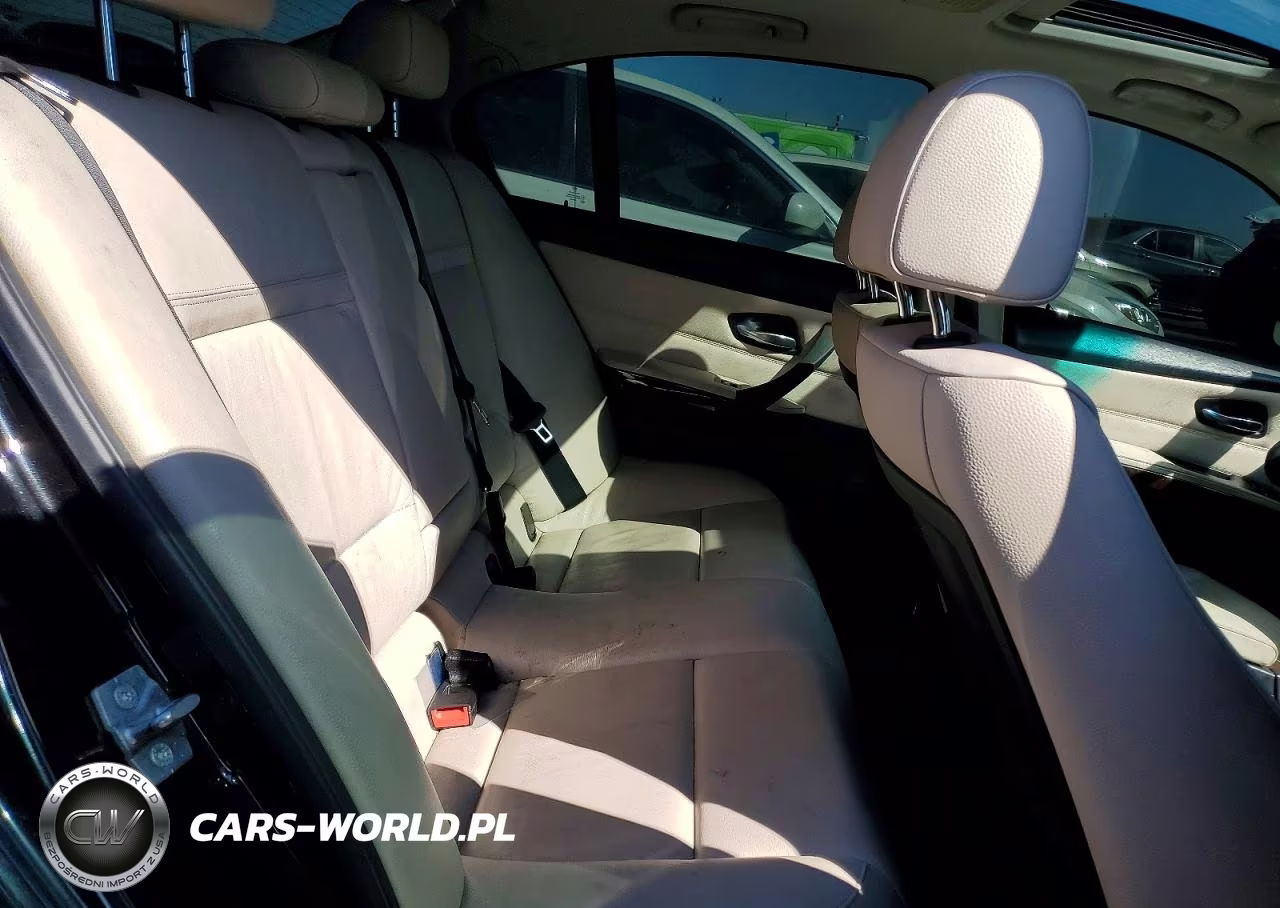 2011 BMW 328 Xi VIN:WBAPK7C58BF082274 - 10