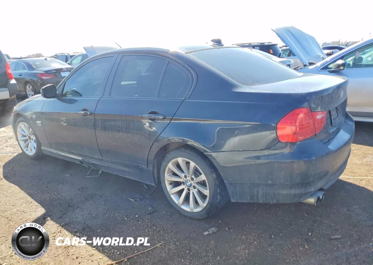 2011 BMW 328 Xi VIN:WBAPK7C58BF082274 - 2