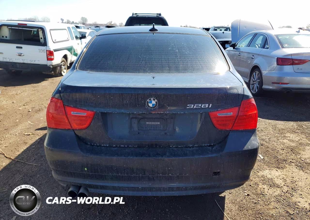 2011 BMW 328 Xi VIN:WBAPK7C58BF082274 - 6