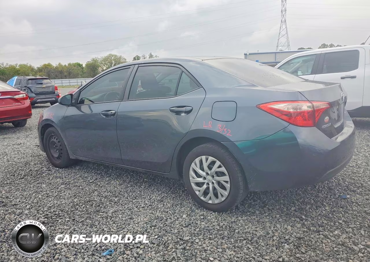 2019 Toyota Corolla Le VIN:2T1BURHE6KC135476 - 2