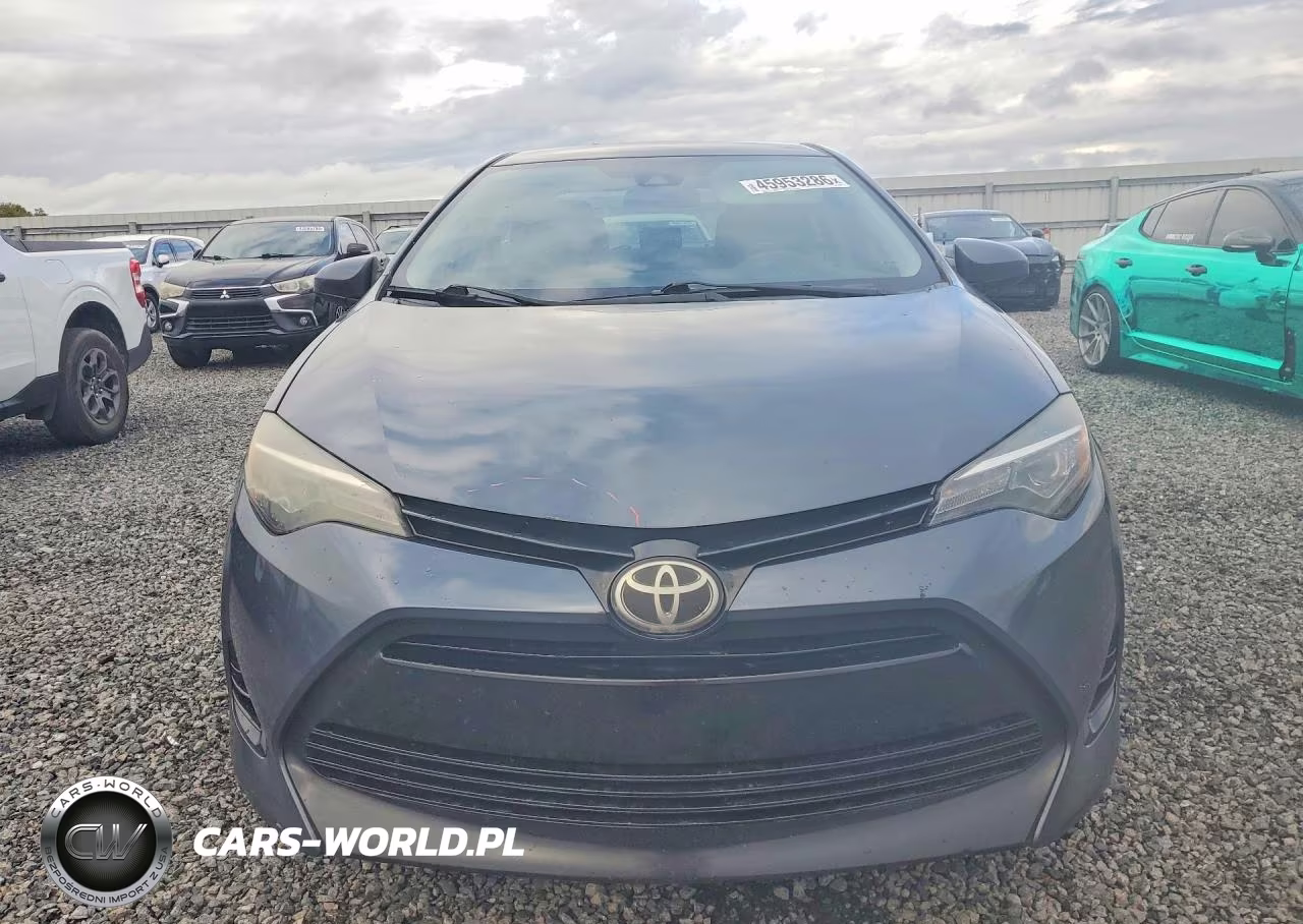 2019 Toyota Corolla Le VIN:2T1BURHE6KC135476 - 5