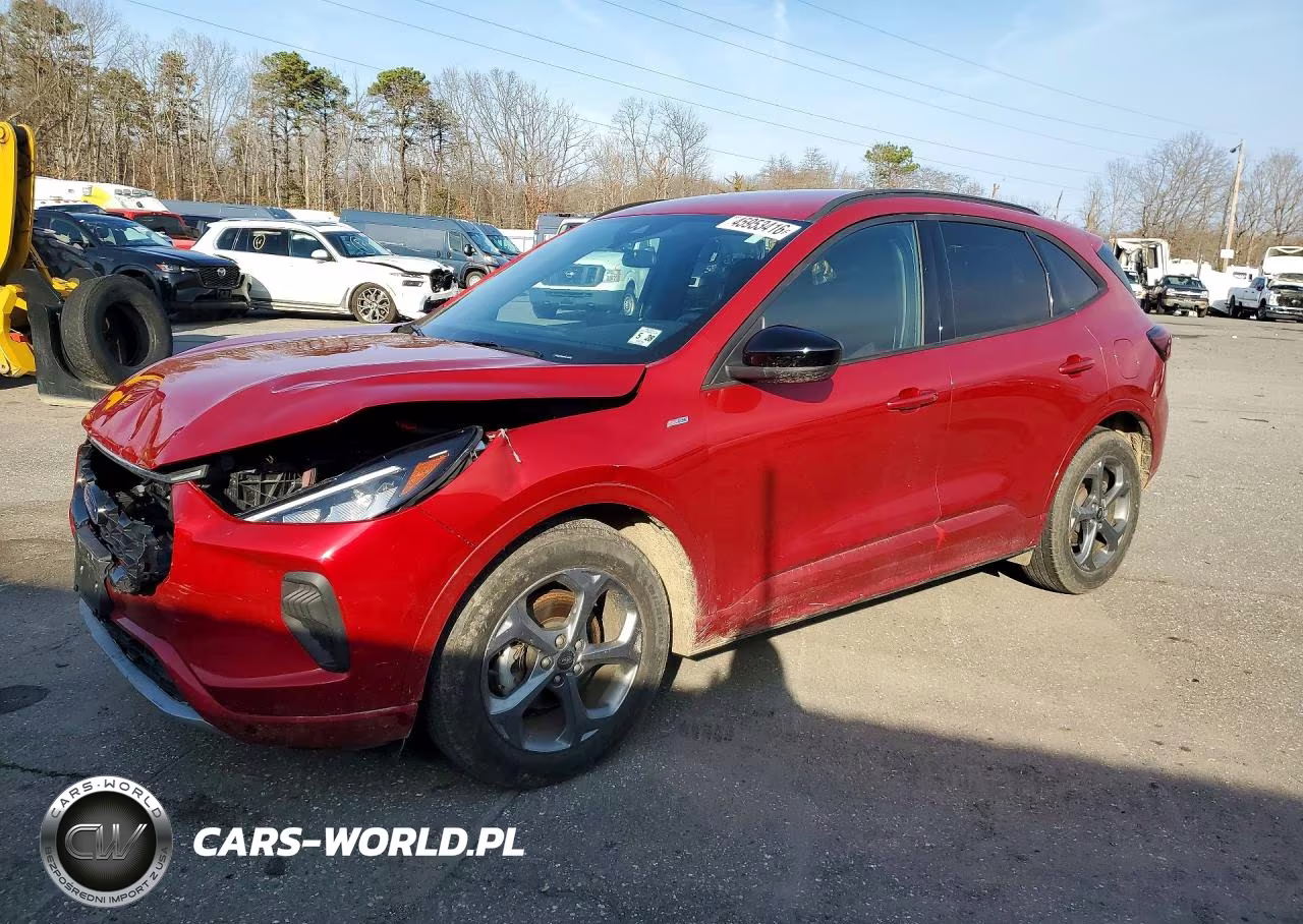 2023 Ford Escape St Line