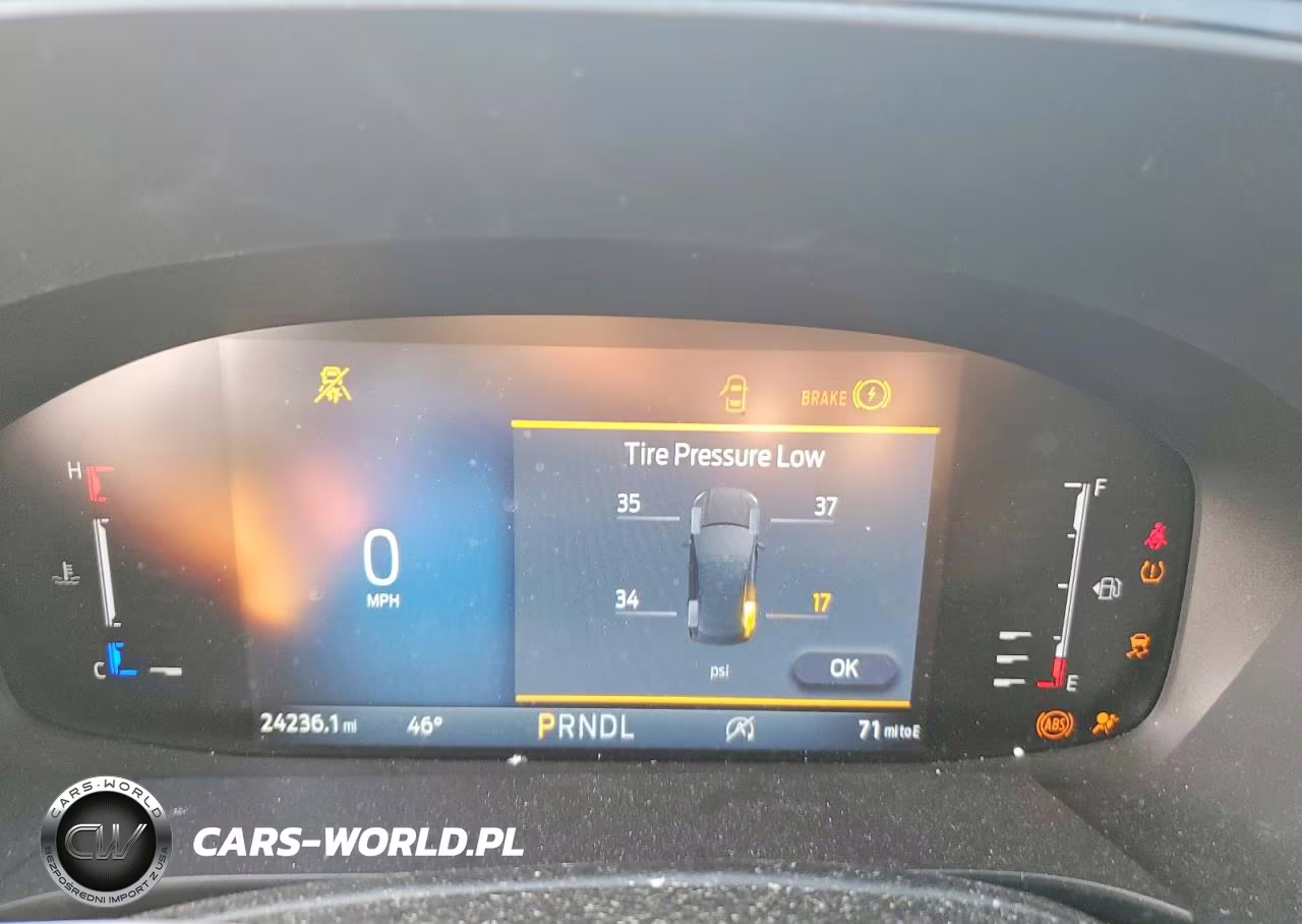 2023 Ford Escape St Line VIN:1FMCU0MN5PUA10416 - 9