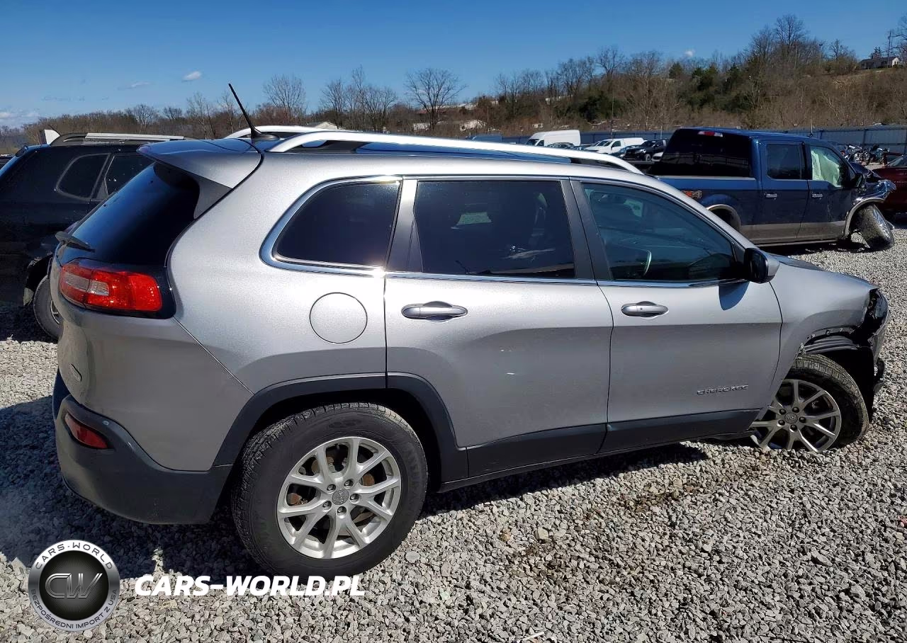 2014 Jeep Cherokee Latitude VIN:1C4PJMCS1EW268575 - 3