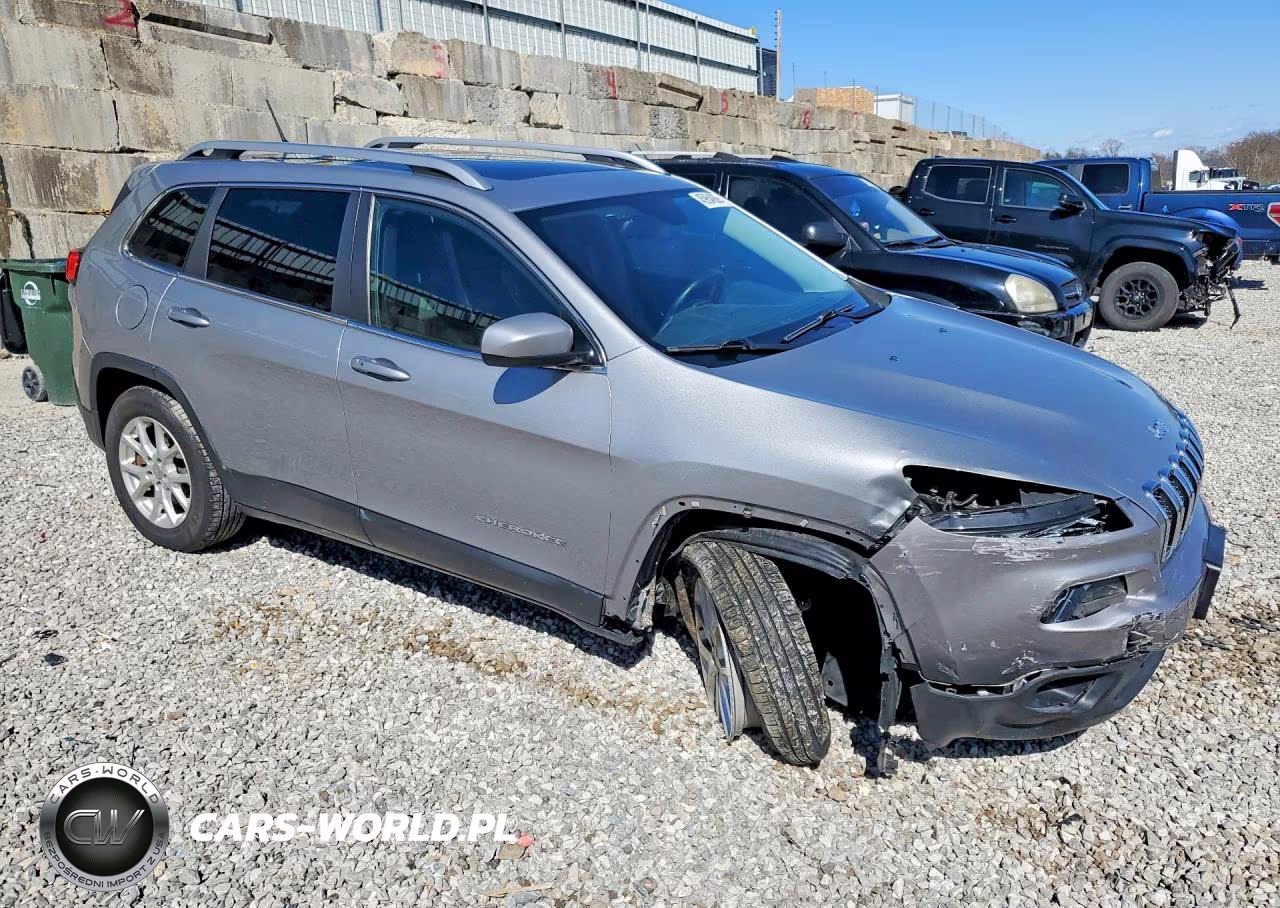 2014 Jeep Cherokee Latitude VIN:1C4PJMCS1EW268575 - 4
