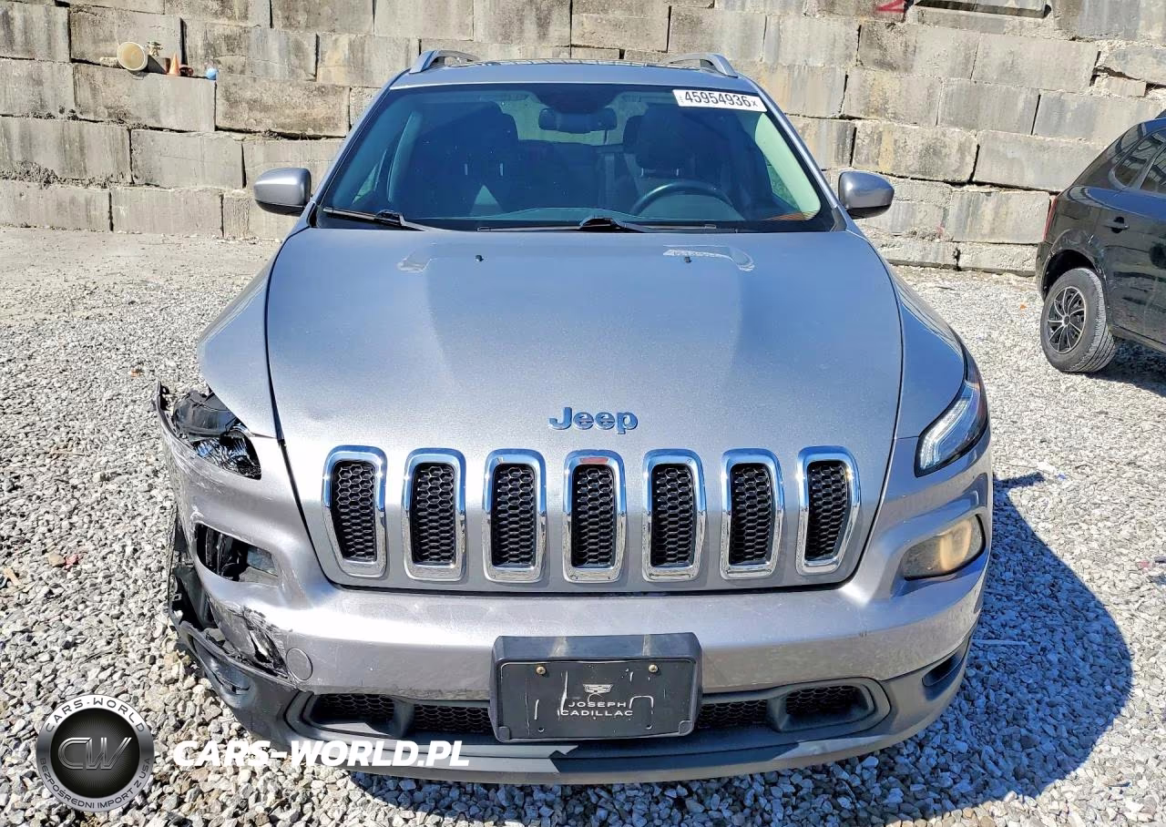 2014 Jeep Cherokee Latitude VIN:1C4PJMCS1EW268575 - 5