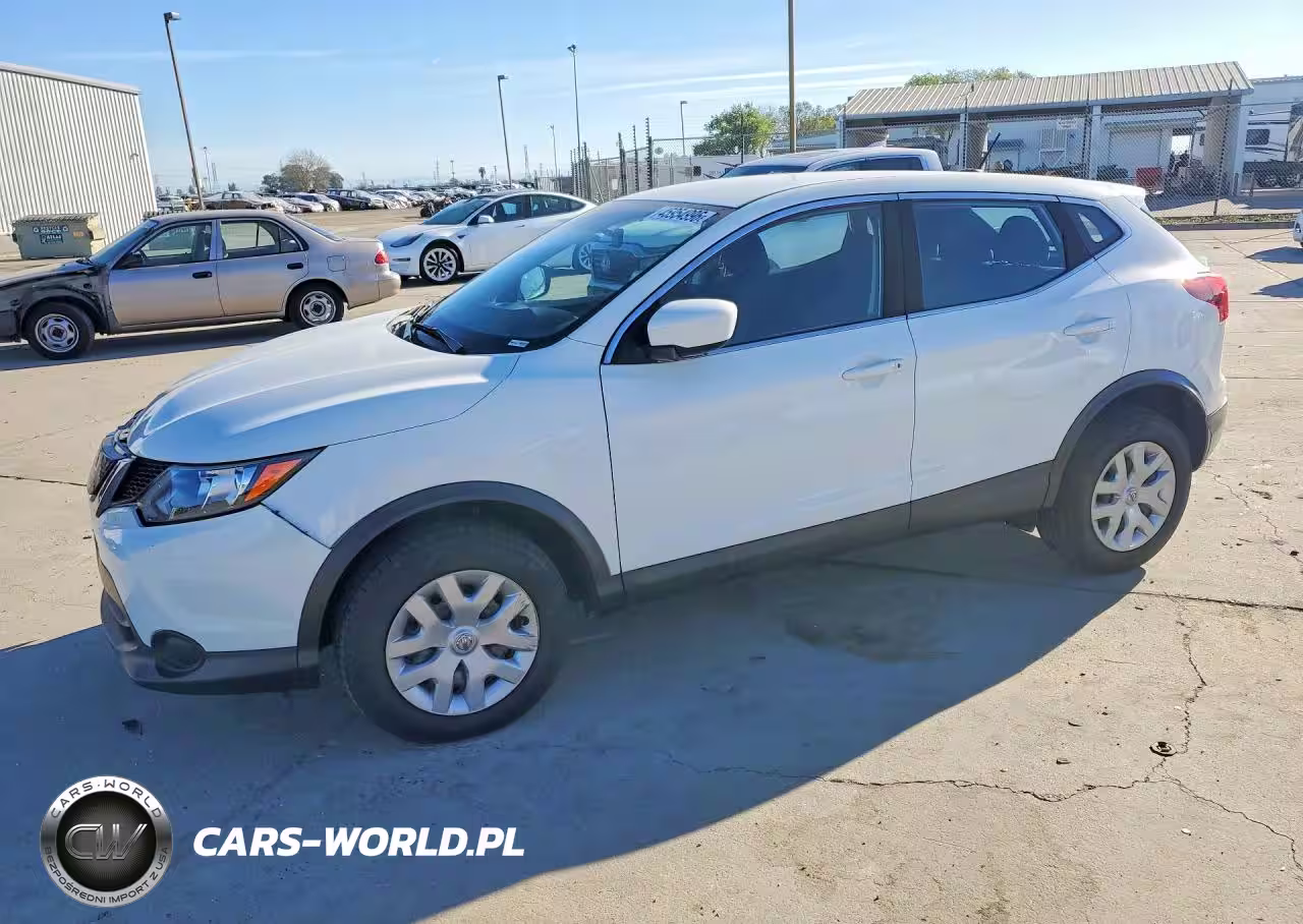 2018 Nissan Rogue Sport S
