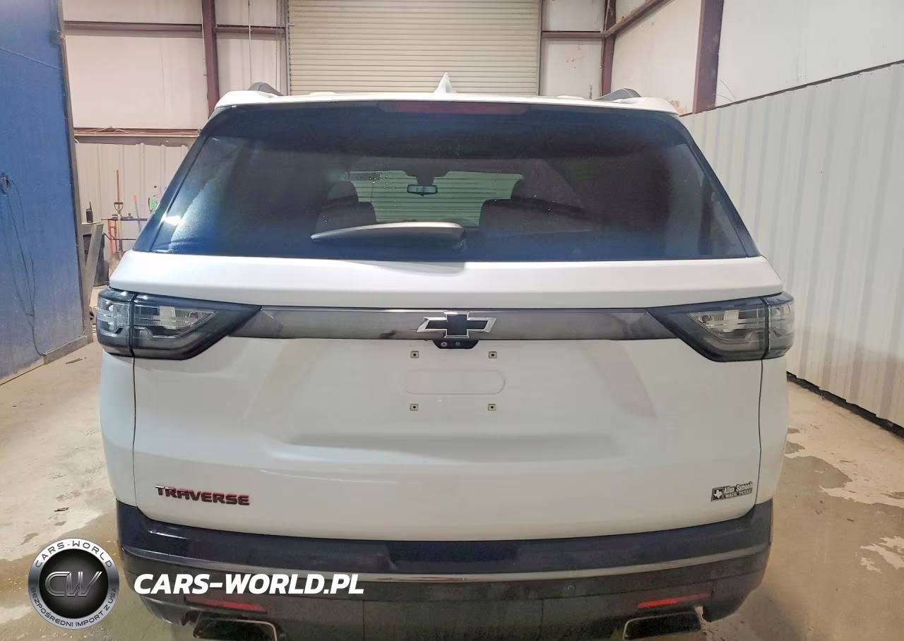 2021 Chevrolet Traverse Premier VIN:1GNERKKW6MJ103861 - 6