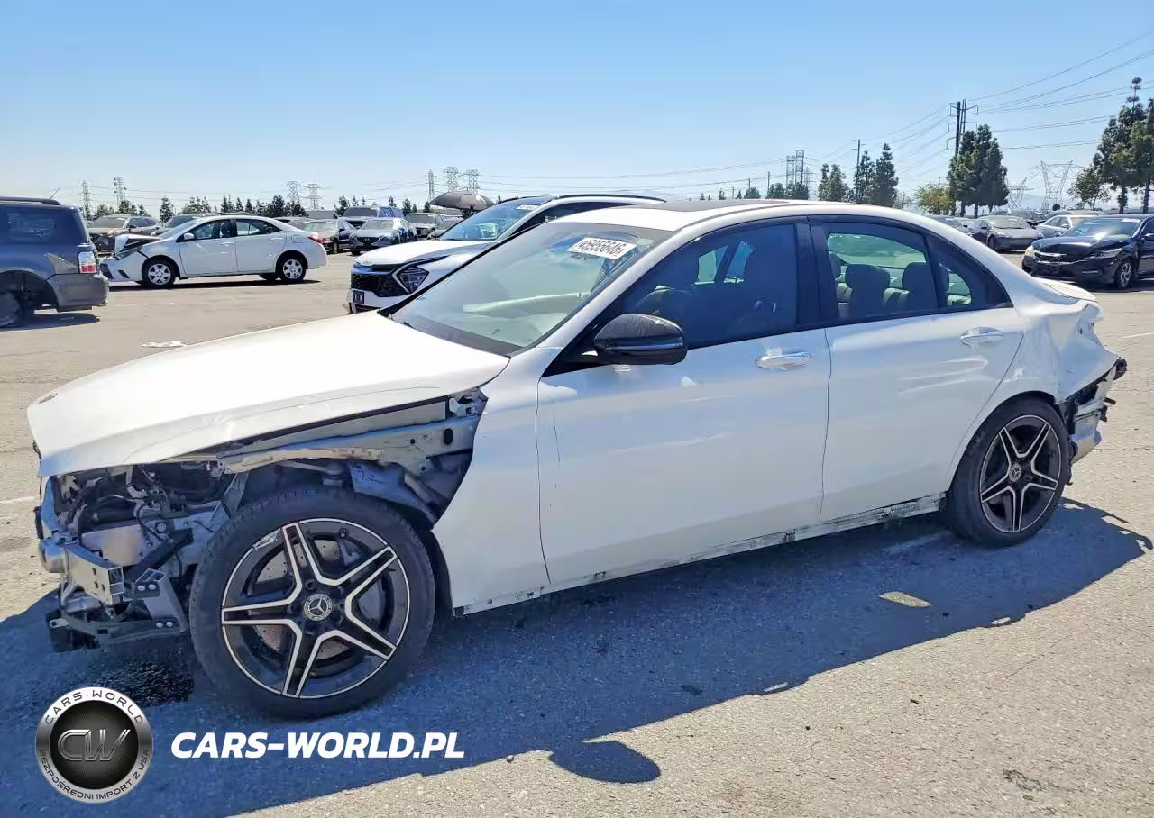 2020 Mercedes-Benz C 300