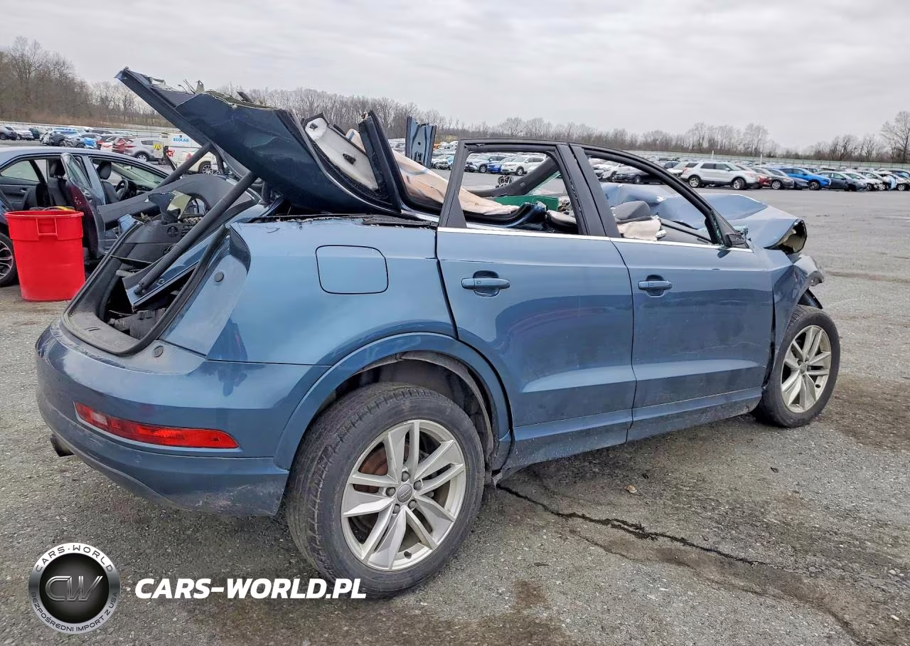 2016 Audi Q3 Premium Plus VIN:WA1EFCFS4GR024980 - 3
