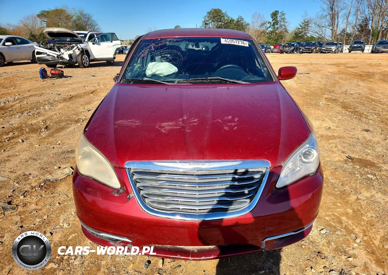 2014 Chrysler 200 Touring VIN:1C3CCBBB8EN197898 - 5