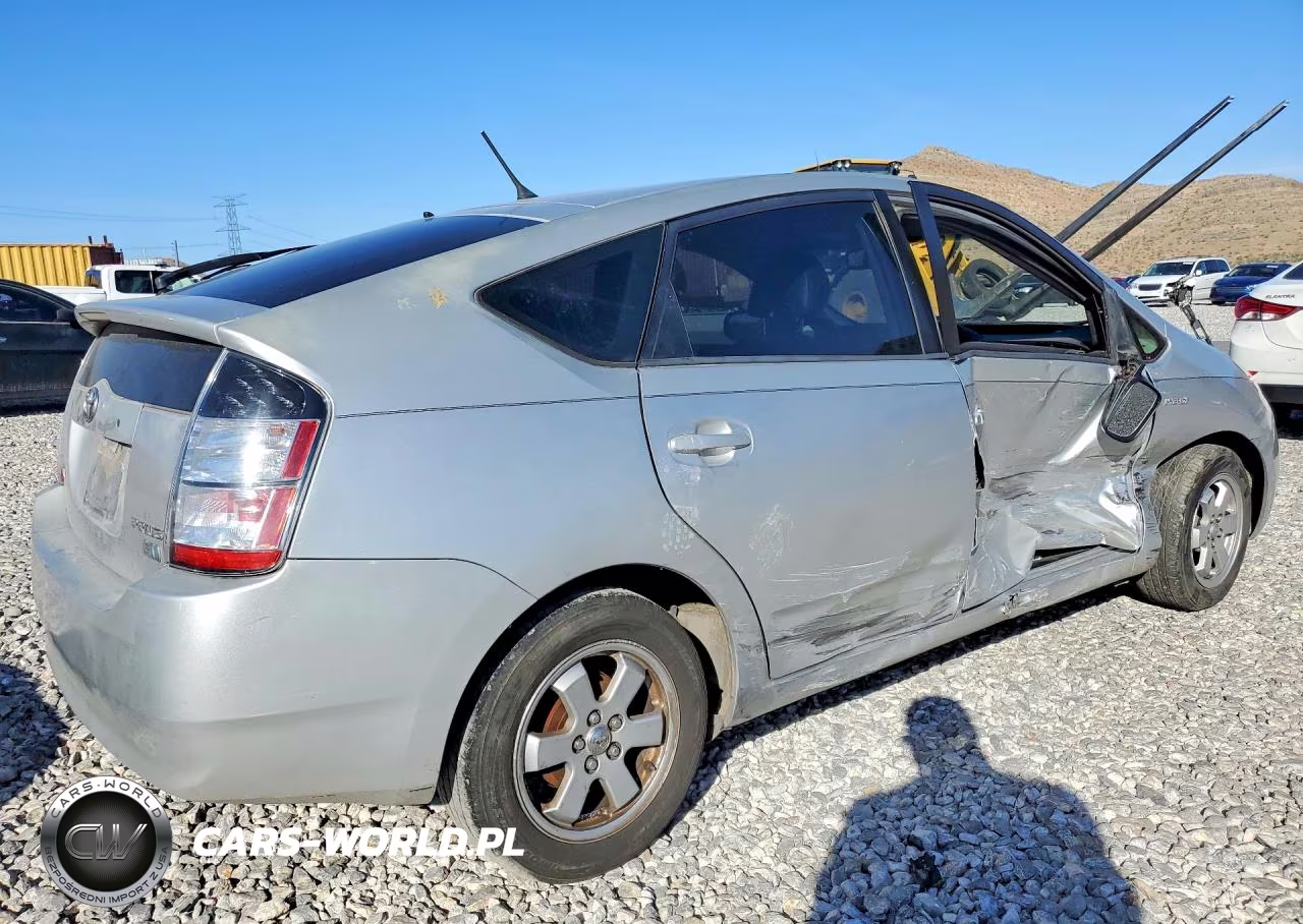 2009 Toyota Prius Base VIN:JTDKB20U393492682 - 3