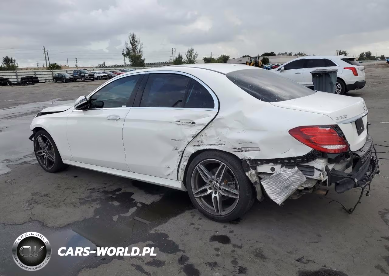 2017 Mercedes-Benz E 300 VIN:WDDZF4JB7HA289287 - 2