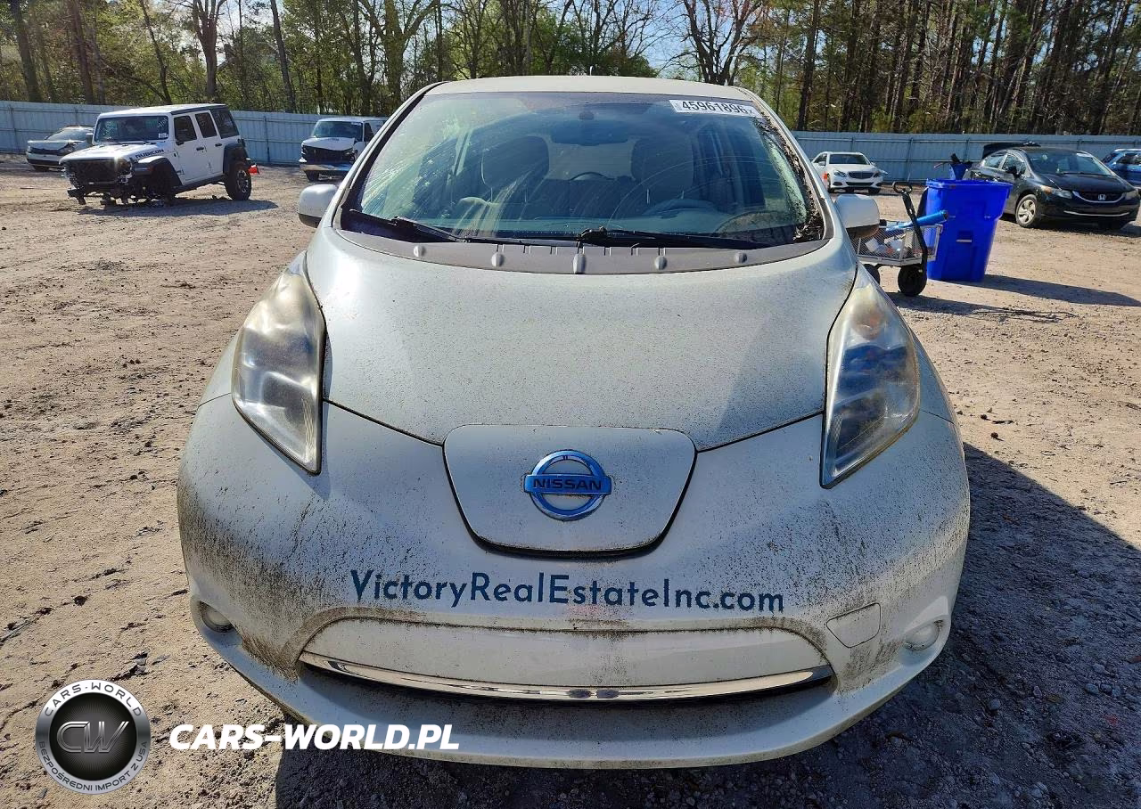 2011 Nissan Leaf VIN:JN1AZ0CP8BT008452 - 5