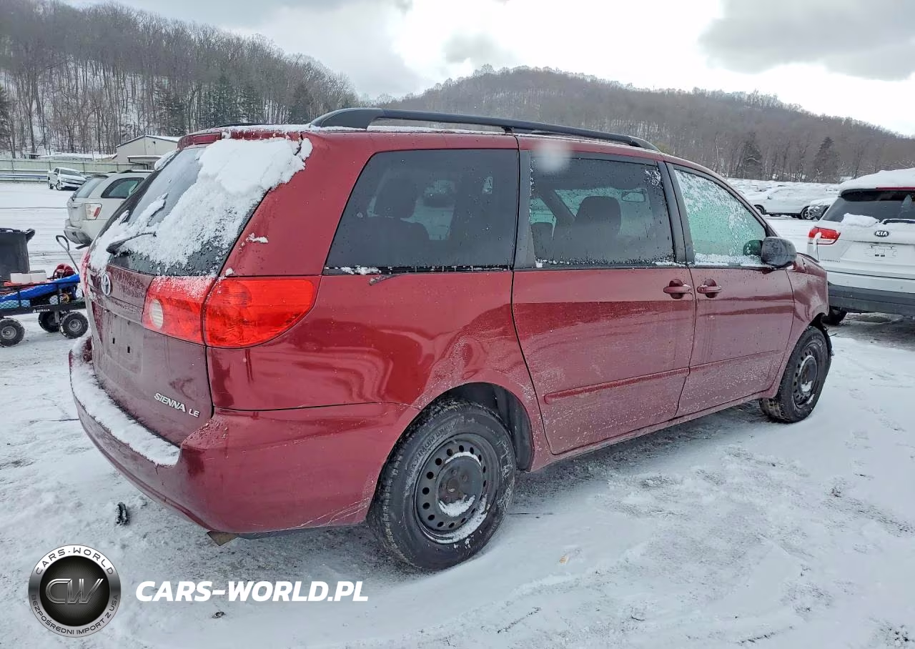 2010 Toyota Sienna Le 7-Passenger VIN:5TDKK4CC1AS299027 - 3