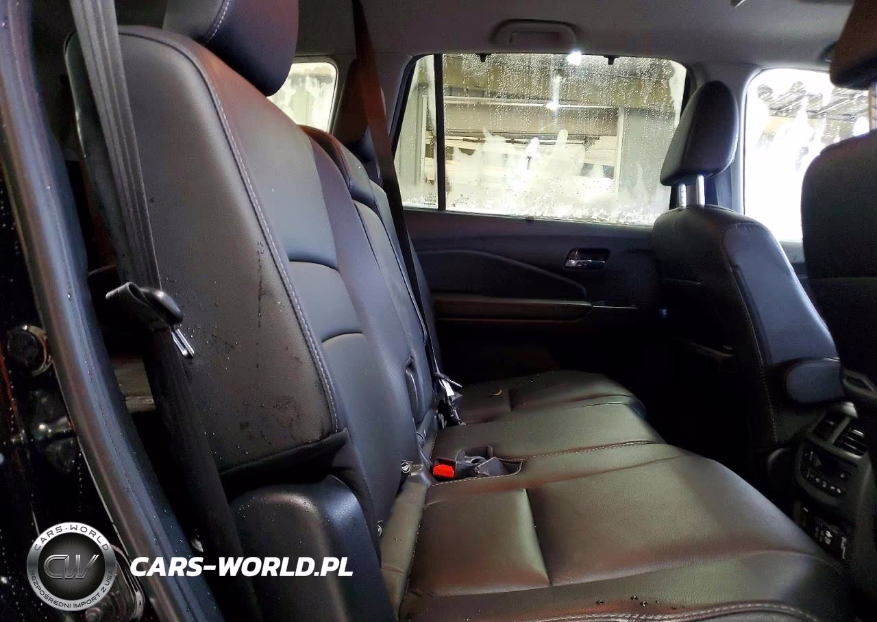 2021 Honda Pilot Touring VIN:5FNYF6H99MB033092 - 11
