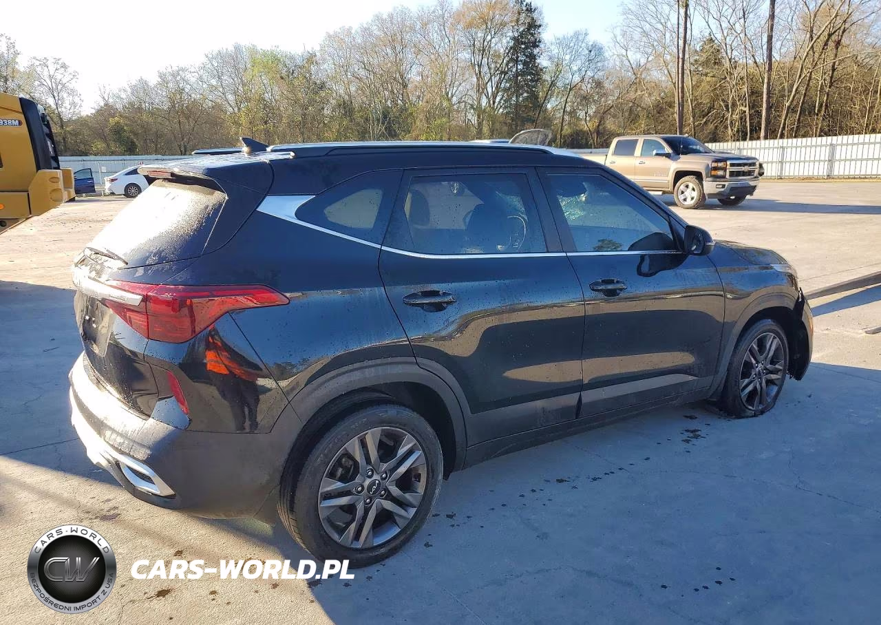 2023 Kia Seltos S VIN:KNDEU2AA4P7356241 - 3