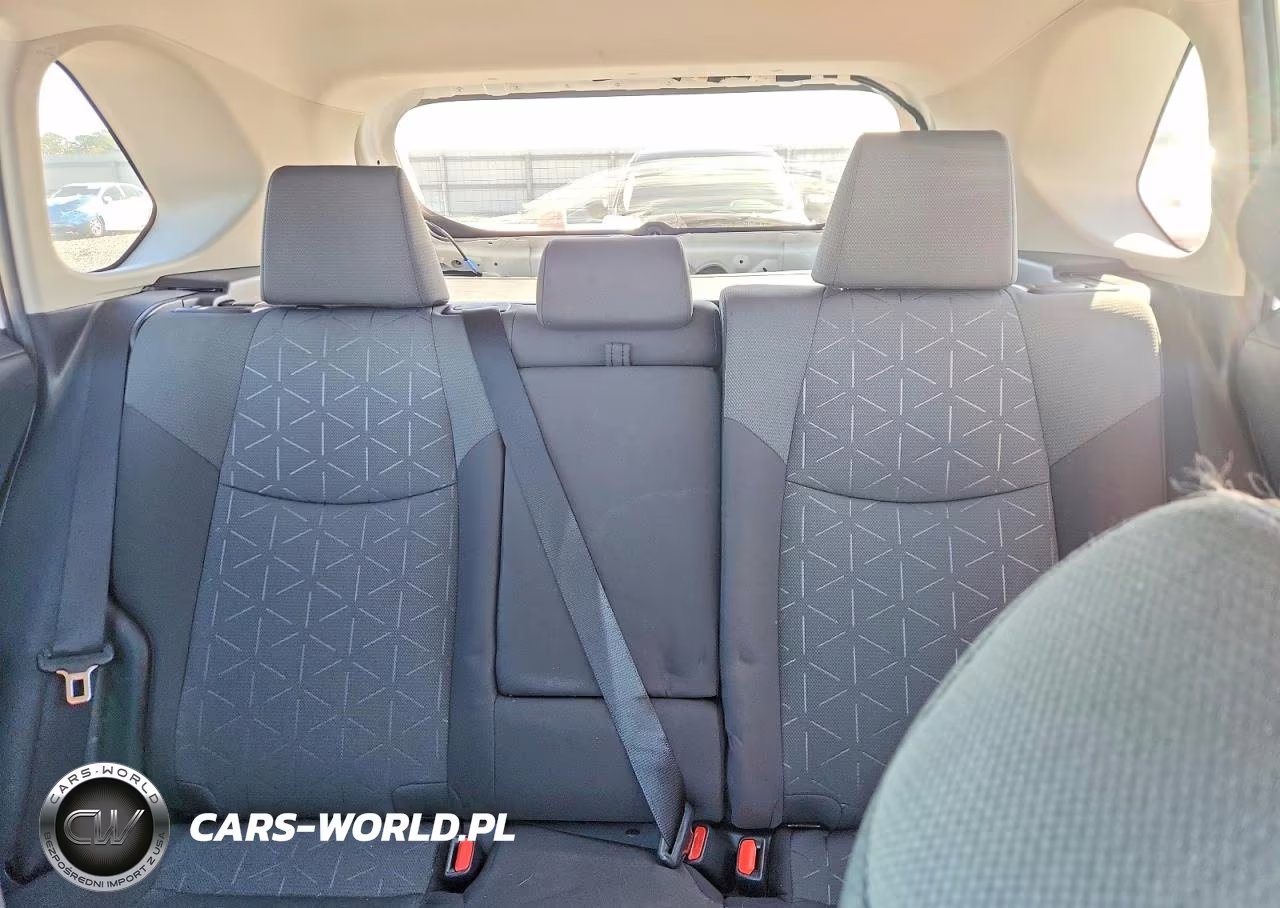 2021 Toyota Rav4 Xle VIN:2T3P1RFV1MW184952 - 10