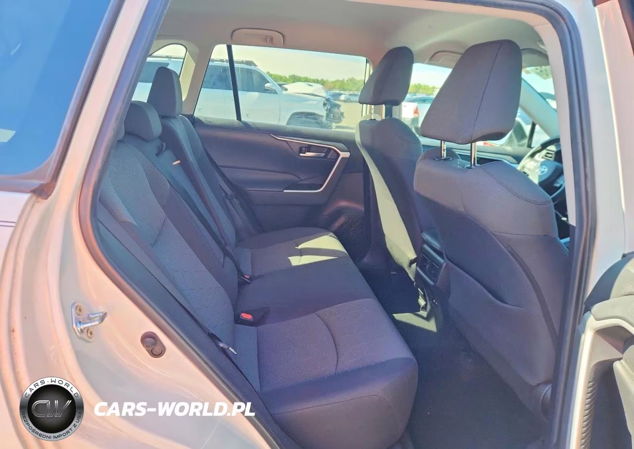 2021 Toyota Rav4 Xle VIN:2T3P1RFV1MW184952 - 11