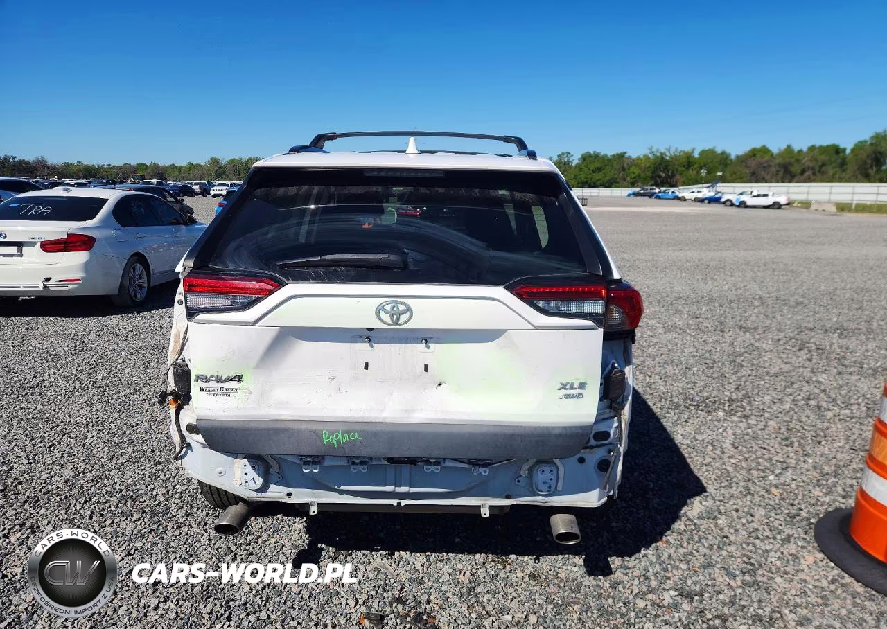 2021 Toyota Rav4 Xle VIN:2T3P1RFV1MW184952 - 6