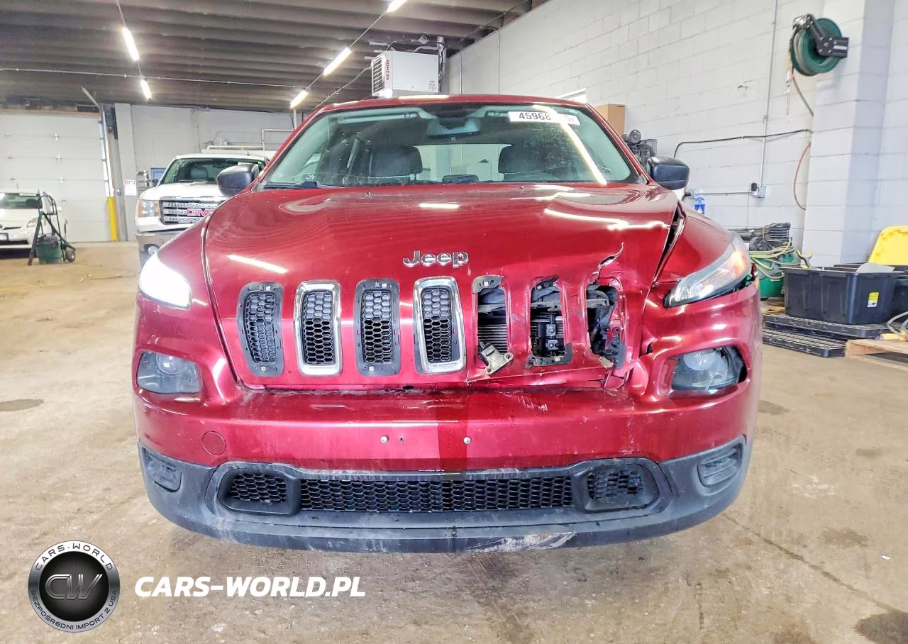 2015 Jeep Cherokee Sport VIN:1C4PJLAB6FW596749 - 5