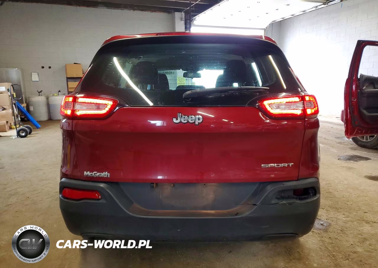2015 Jeep Cherokee Sport VIN:1C4PJLAB6FW596749 - 6