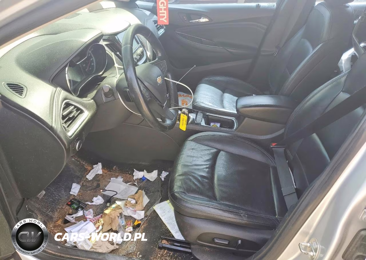 2018 Chevrolet Cruze Premier VIN:3G1BF6SM0JS597034 - 7