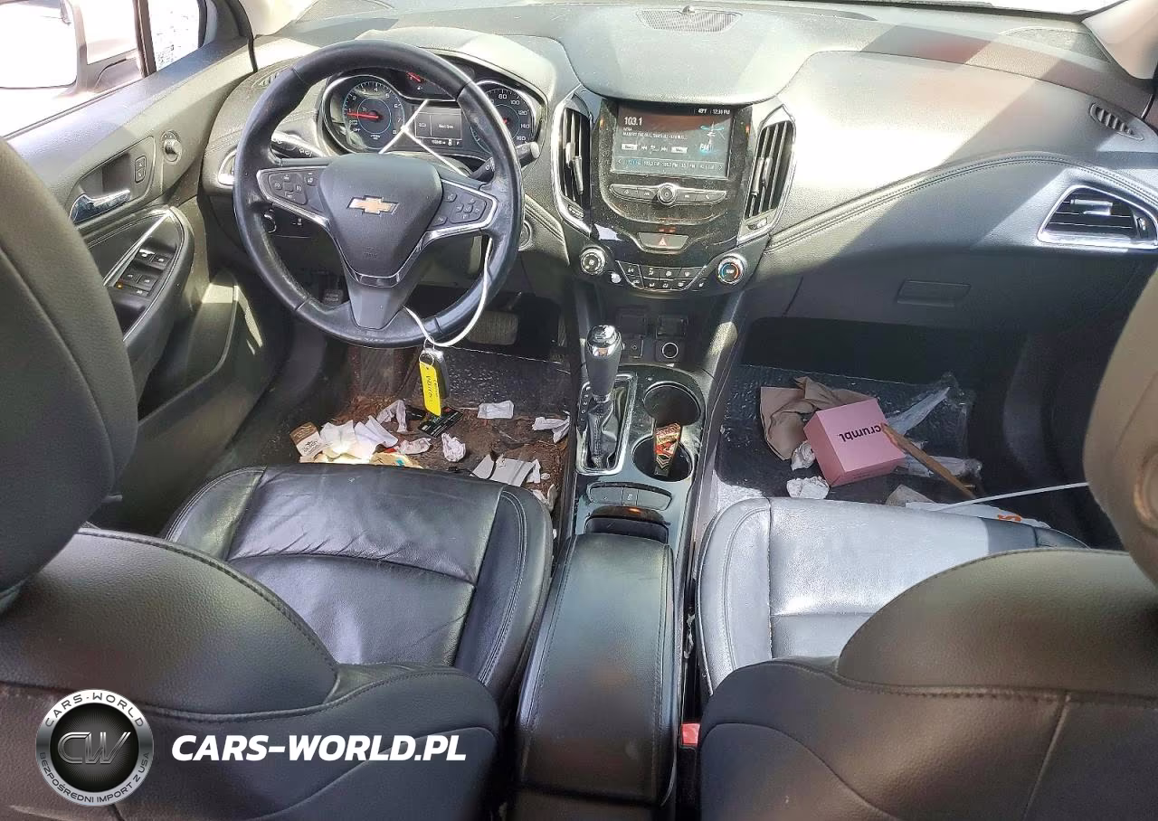 2018 Chevrolet Cruze Premier VIN:3G1BF6SM0JS597034 - 8