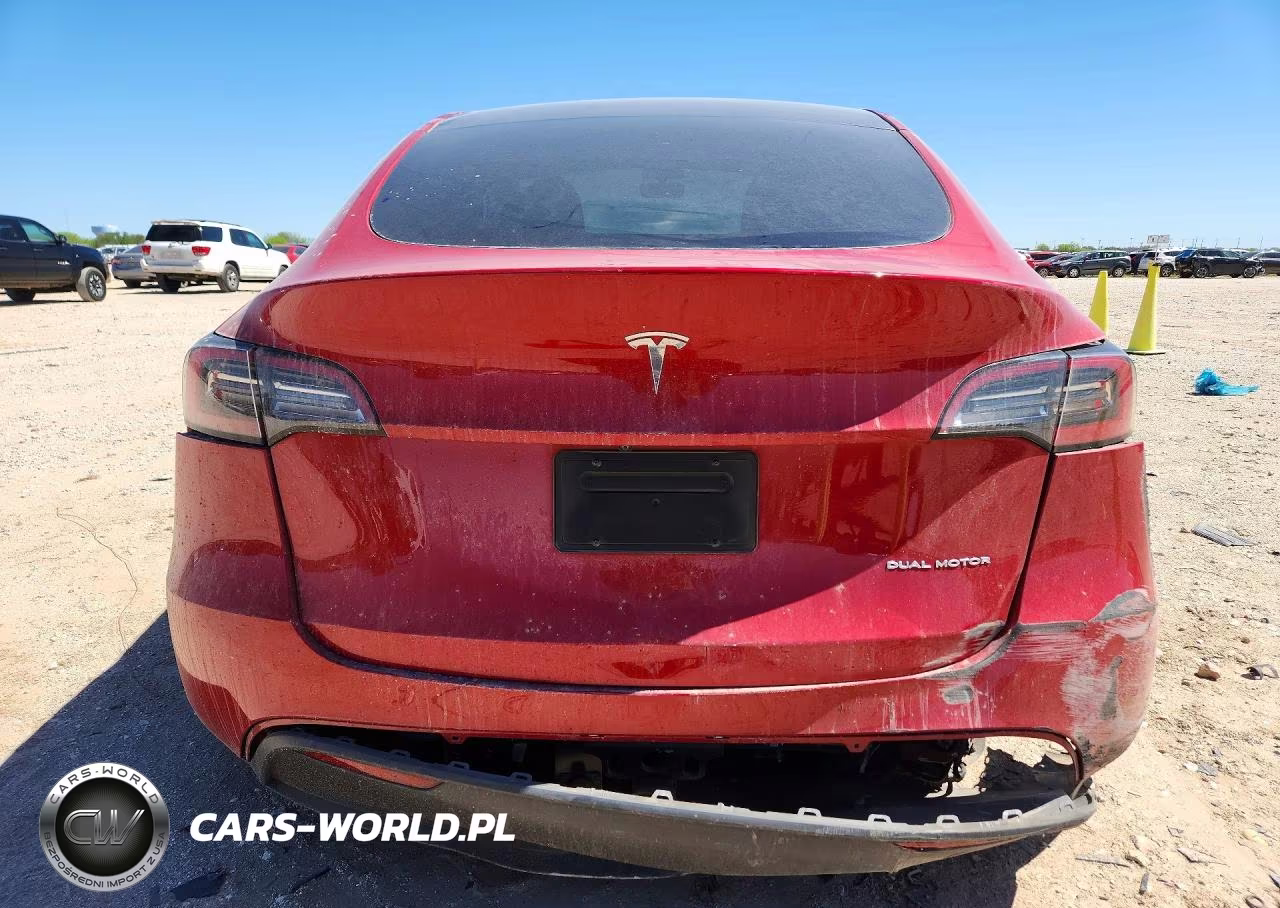 2023 Tesla Model Y VIN:7SAYGDEE3PA050350 - 6