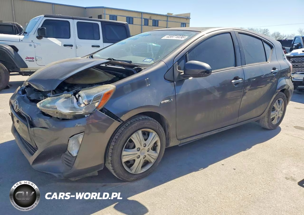 2016 Toyota Prius C Two
