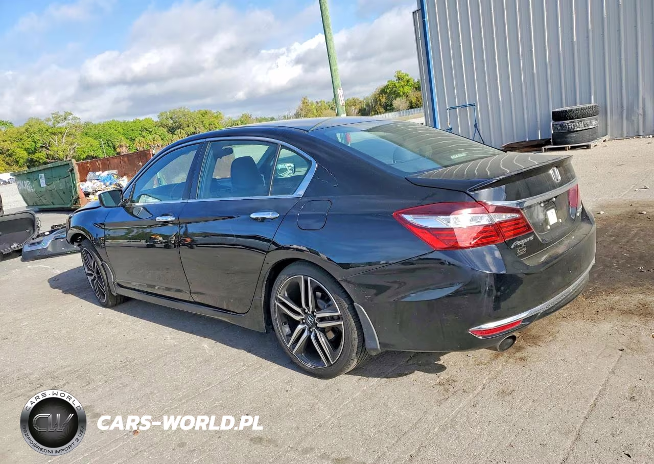 2017 Honda Accord Sport Special Edition VIN:1HGCR2F1XHA090537 - 2