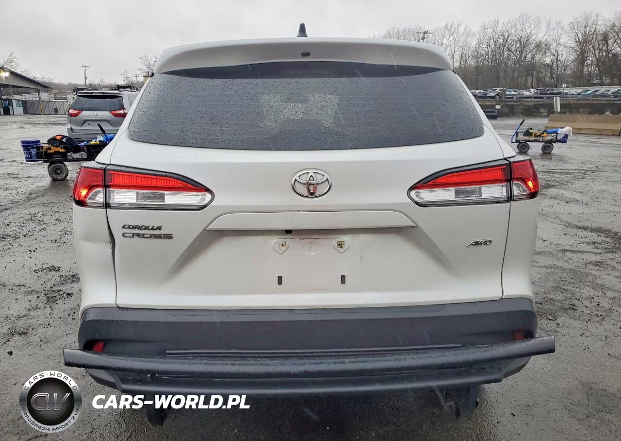 2022 Toyota Corolla Cross L VIN:7MUAAABG4NV023504 - 6