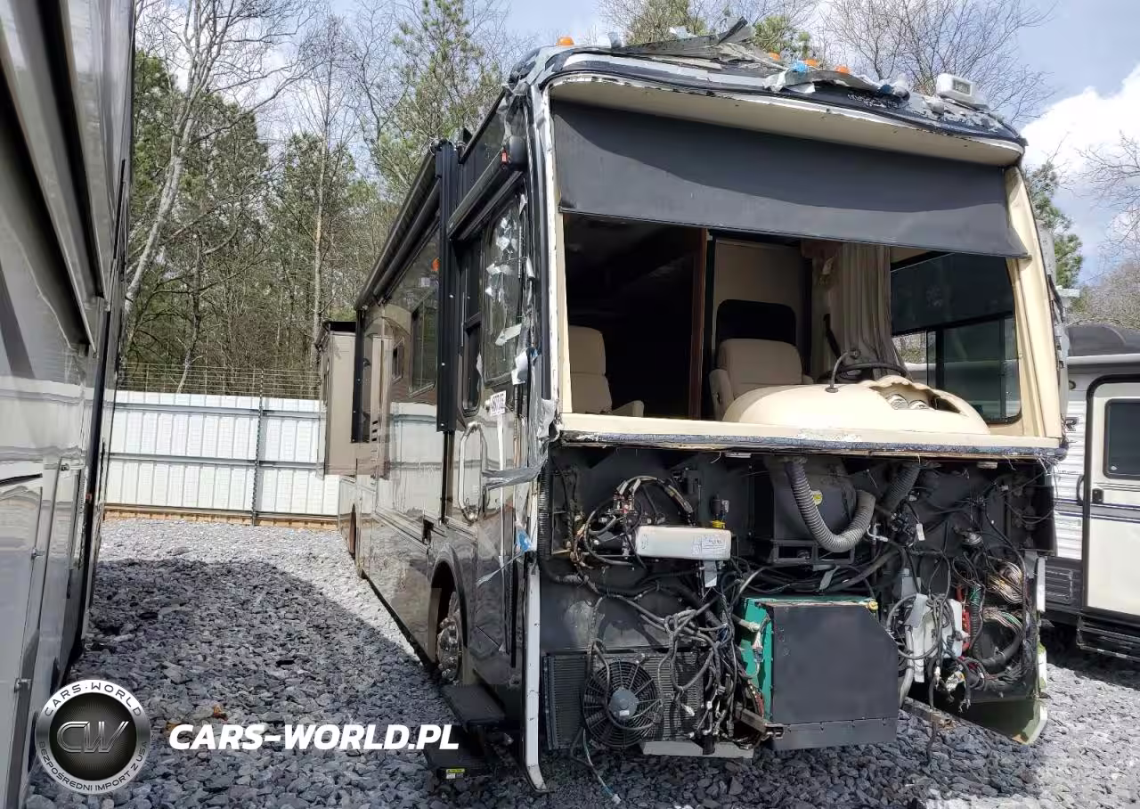 2008 Freightliner Chassis X Line Motor Home