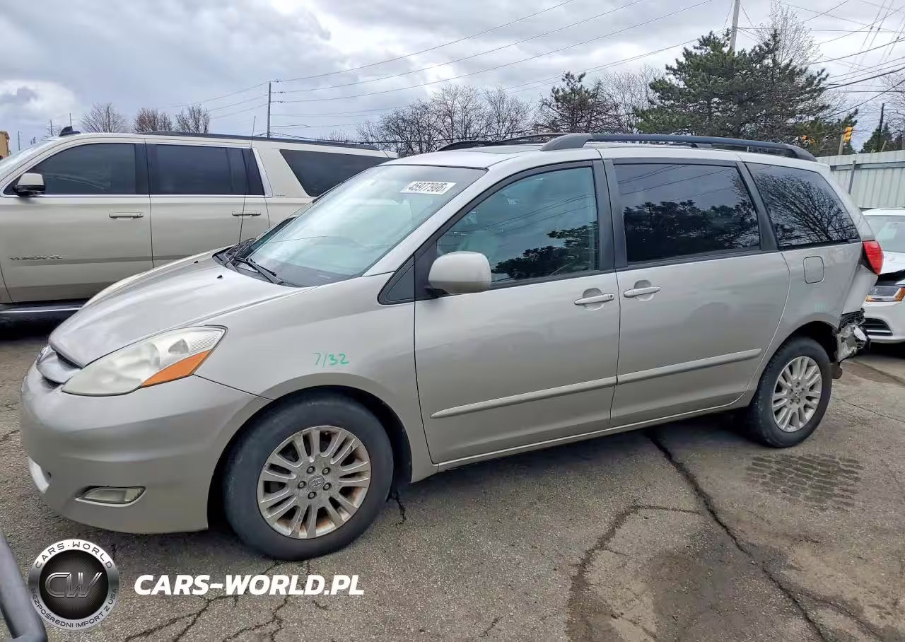 2010 Toyota Sienna Xle