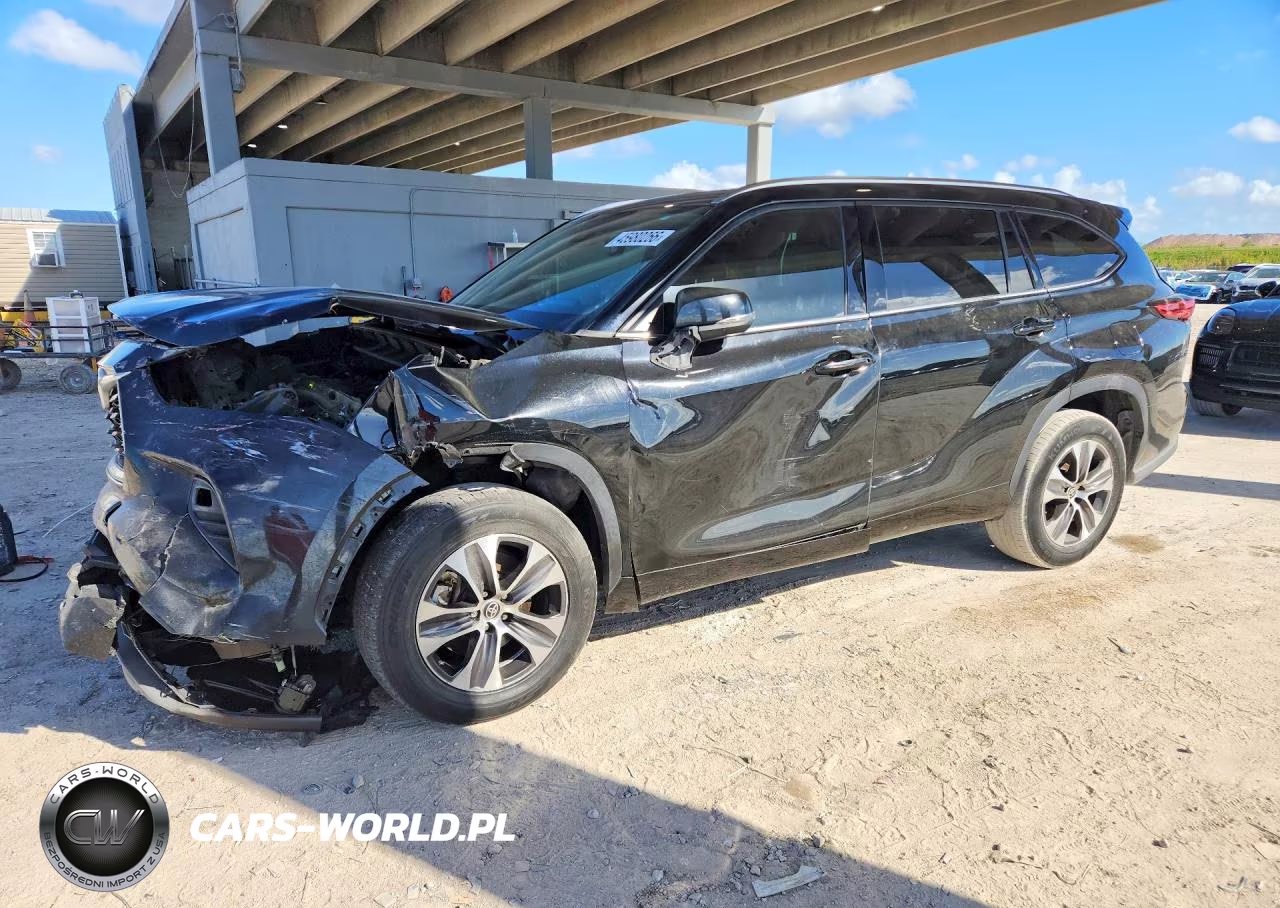 2021 Toyota Highlander Xle