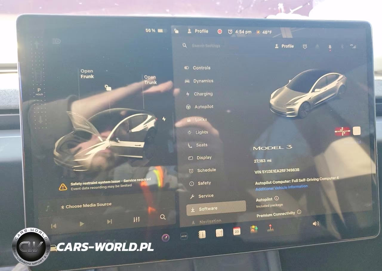 2024 Tesla Model 3 VIN:5YJ3E1EA2RF749838 - 9