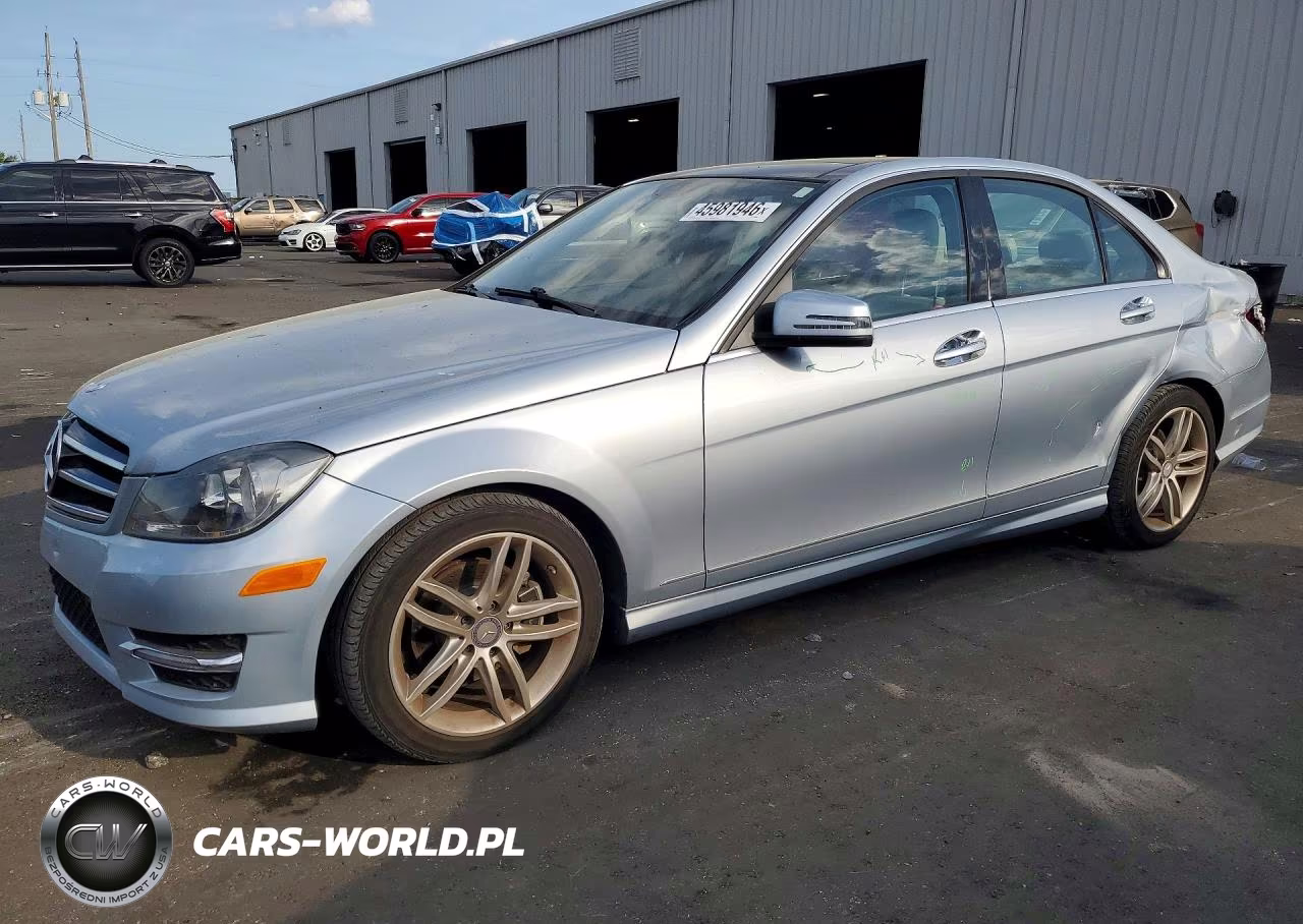 2014 Mercedes-Benz C 250