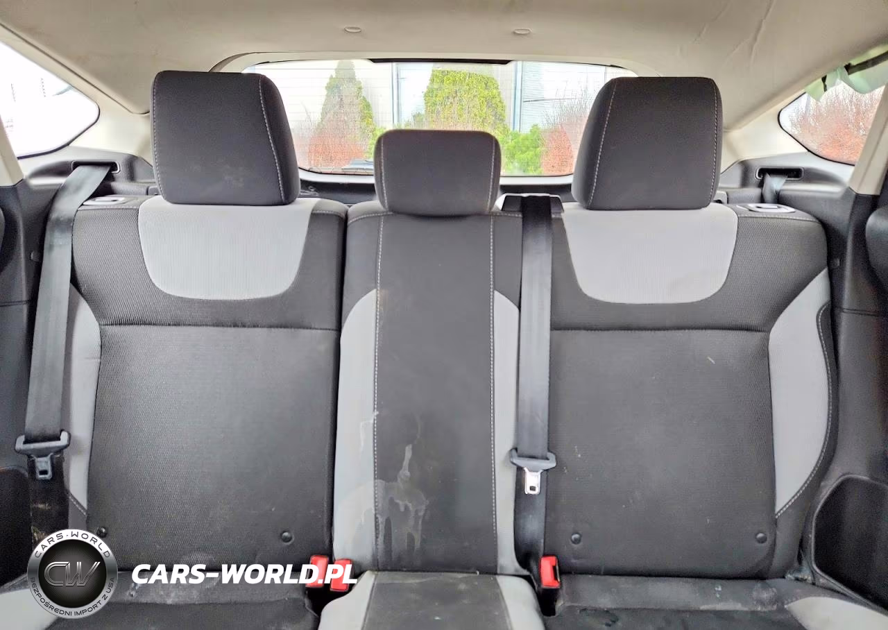 2012 Ford Focus Se VIN:1FAHP3K24CL443288 - 10