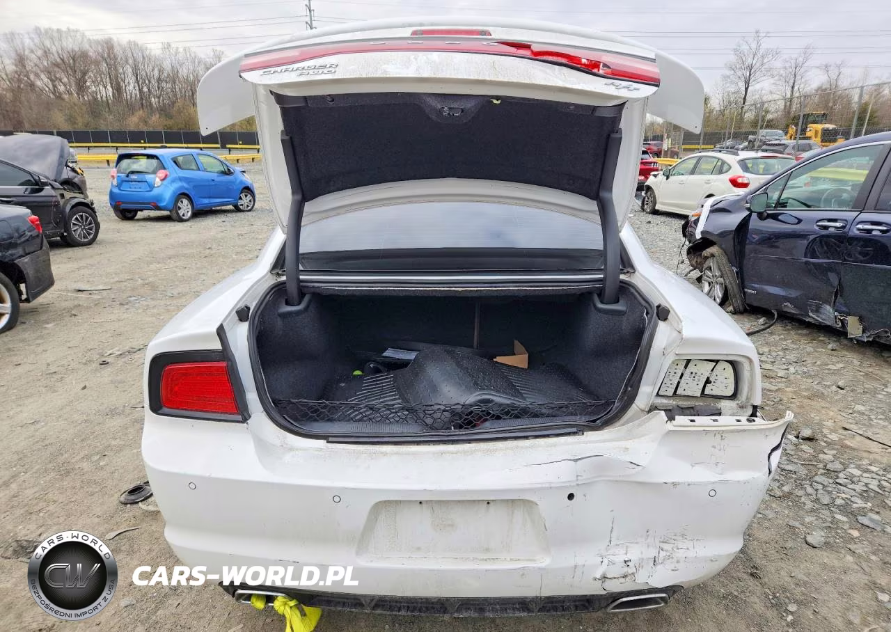 2011 Dodge Charger R VIN:2B3CM5CTXBH610900 - 6