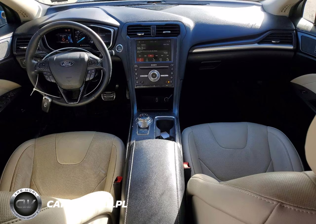 2018 Ford Fusion Hybrid VIN:3FA6P0RU4JR151362 - 8